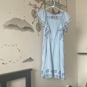 Old navy ruffle flutter sleeve denim jean floral embroidered dress keyhole back